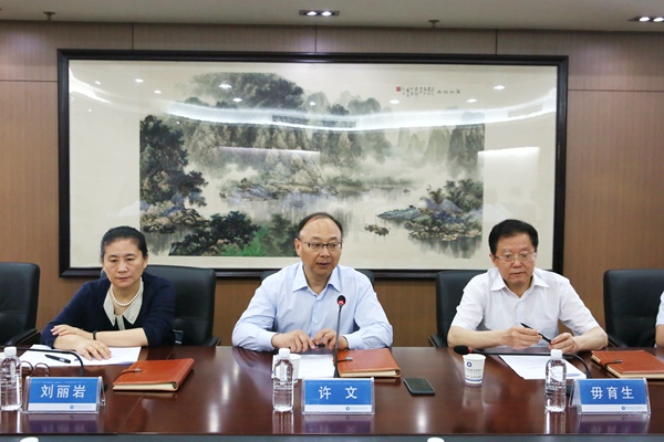 许 毋 刘局长_小.jpg