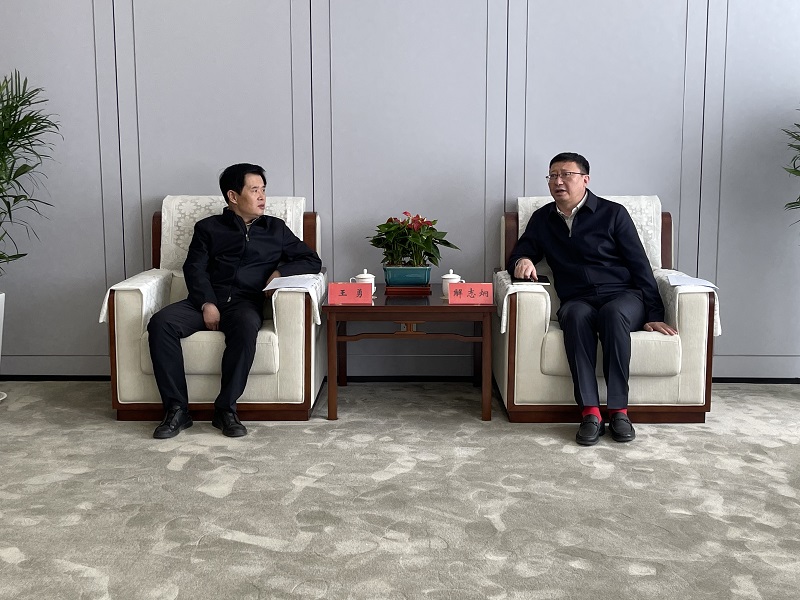 191710841612455077.jpg 3月19日 公司党委副书记、总裁解志炯拜会宝鸡市政府主要领导.jpg