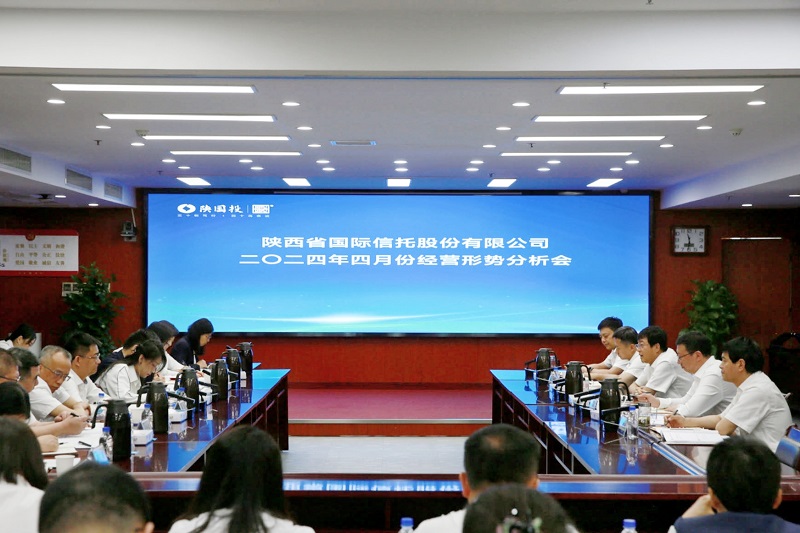 221716349160723348.jpg 5.14月度会2.jpg